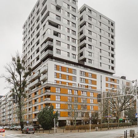 Cozy Family Apartments With Balcony Near Zlote Tarasy Warsaw Exterior photo